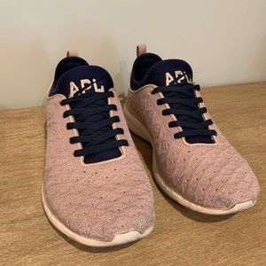 APL Sneakers